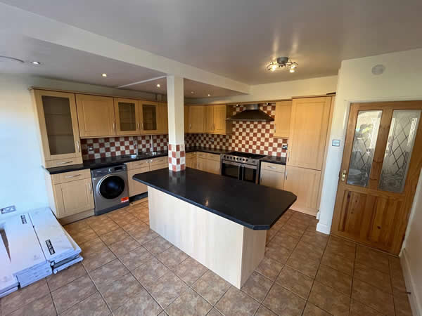 new kitchen fitters Hertfordshire & Buckinghamshire
