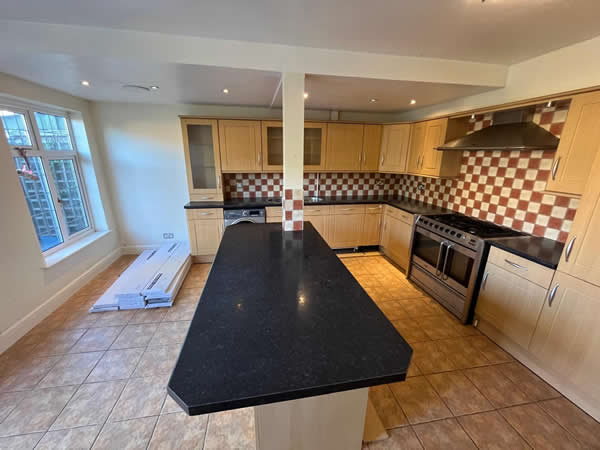 new kitchen fitting Hertfordshire & Buckinghamshire