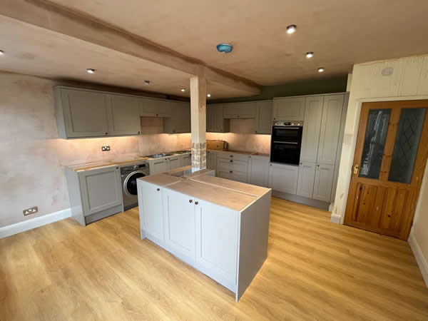 new kitchen fitting Hertfordshire